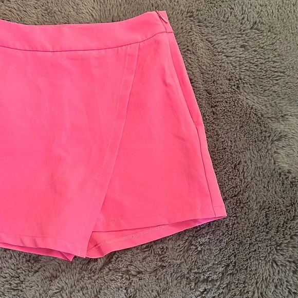 NWOT Sincerely Jules Pink Skort - Picture 2 of 5